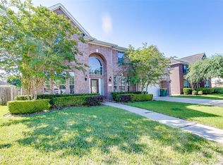 2127 Fortuna Bella Dr, Pearland, TX 77581