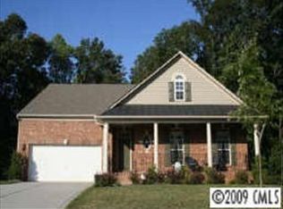 153 Pecan Hills Dr, Mooresville, NC 28115
