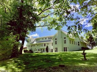 6 Great Oaks Rd, Morristown, NJ 07960