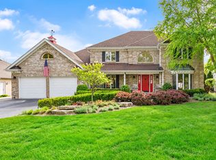 6451 Garfield Ridge Ct, Willowbrook, IL 60527