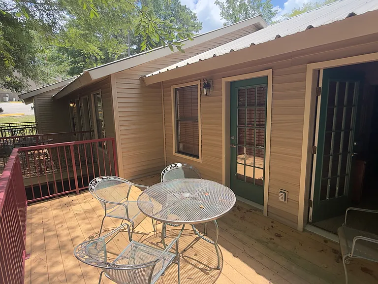 8350 Piney Shores Dr — Photo 14