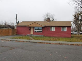 30 N Irby St, Kennewick, WA 99336