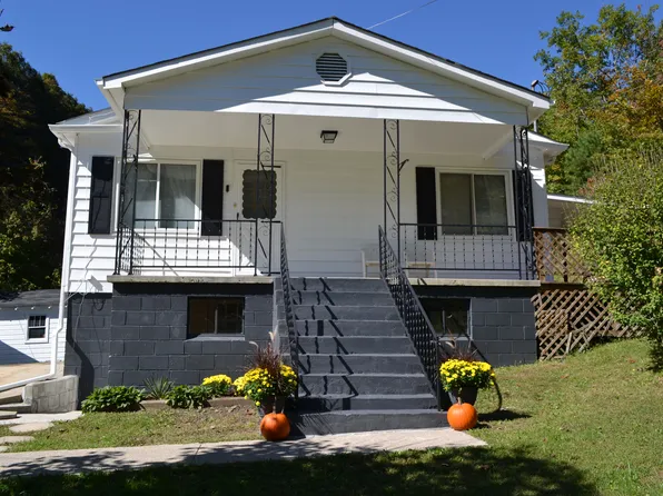 2890 Highway 406, Stinnett, KY 40868