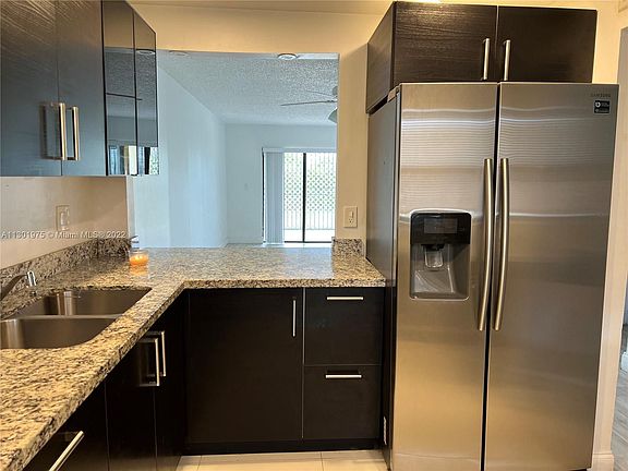 3rd image of 8879A Fontainebleau Blvd APT 105
