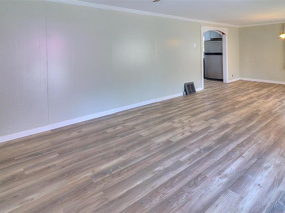 4th image of 3890 Whippoorwill Ln