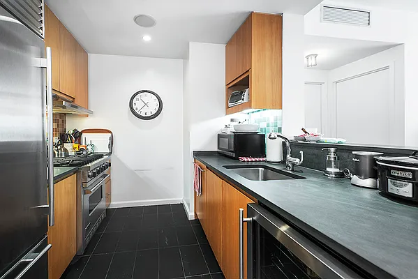 Rented by R New York | media 5