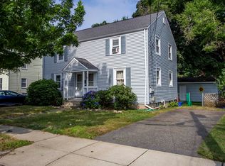 14-16 Hamilton Rd, Wakefield, MA 01880