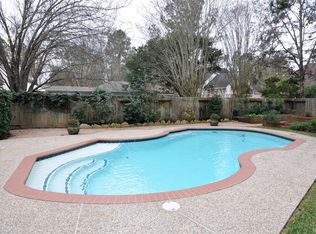 43 N Greenvine Cir, Spring, TX 77382