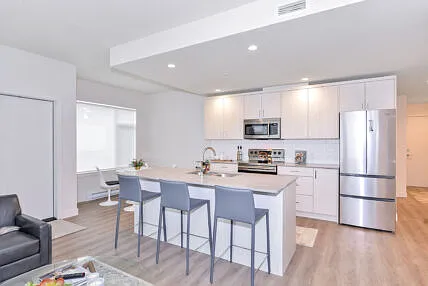 Radius at Royal Oak Apartments — Photo 3