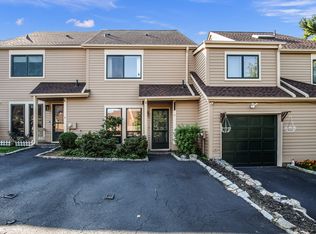 4 Lisa Ct, Dobbs Ferry, NY 10522