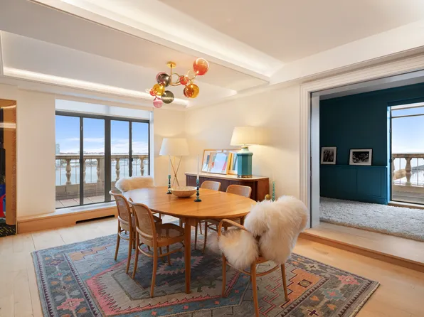 140 Riverside Drive image 7 of 16