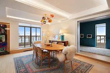 Dining area thumbnail