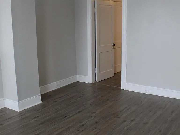 134 E Washington St #1 — Photo 24