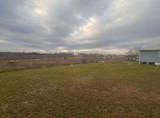 136 Howard Ln, Bastrop, TX 78602