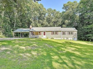 40 Park Rd, Colchester, CT 06415