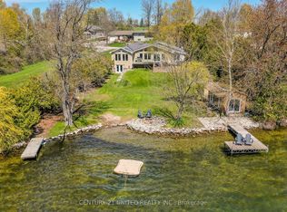 1714 Westview Point Rd, Selwyn, ON K0L 2H0