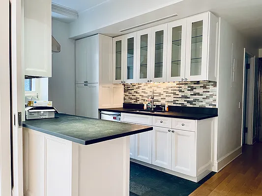 Rented by Winzone Realty Home Inc | media 6