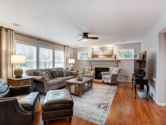 5th image of 5407 Creekside Meadows Dr
