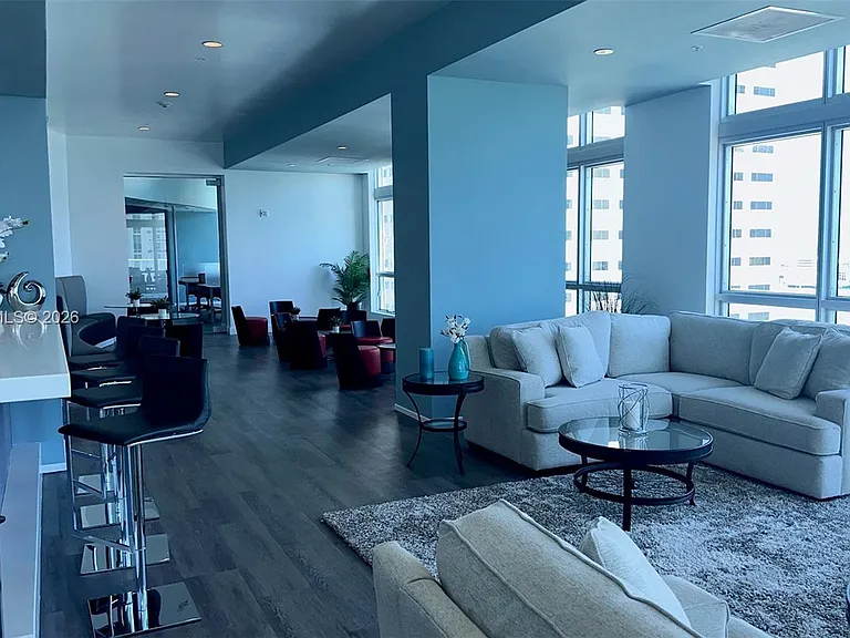 300 S Biscayne Blvd #T-3702 — Photo 43