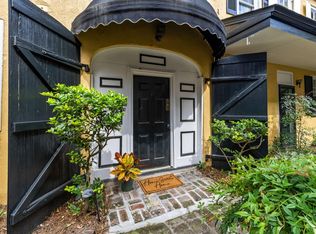 24 Bee St APT F, Charleston, SC 29403