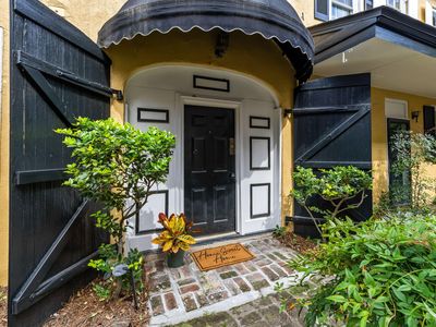 24 Bee St APT F, Charleston, SC, 29403