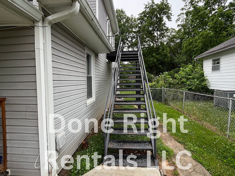 1st image of 510 W 15th St #Up