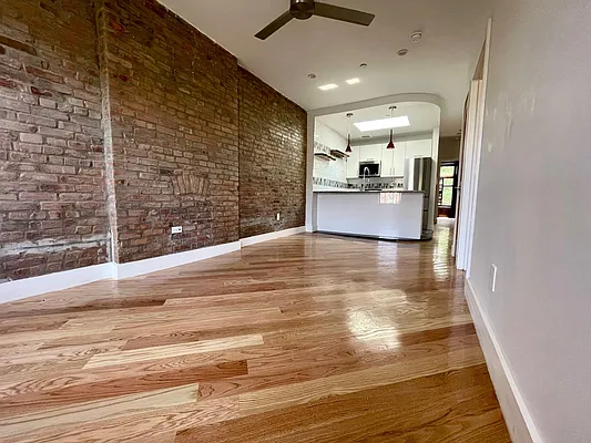 Rented by Nest Seekers International | media 4