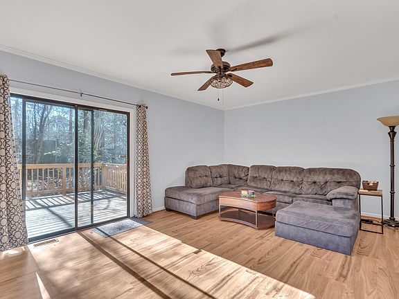 4th image of 6410 English Oaks Dr