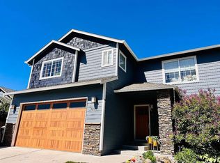 3235 NE Spring Creek Pl, Bend, OR 97701