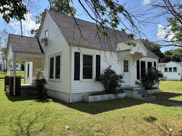 201 Cedar Ln