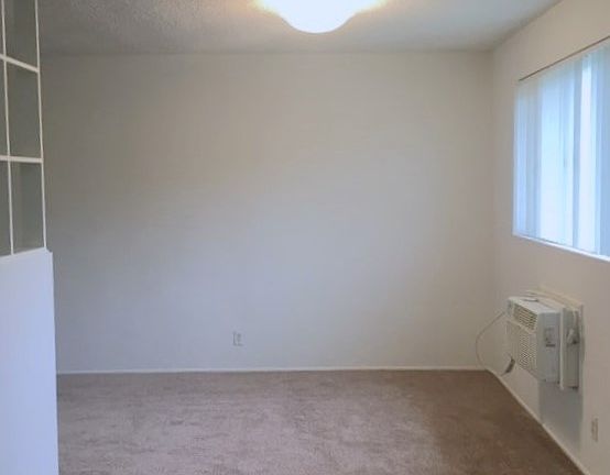5th image of 4930 Hazeltine Ave APT 5