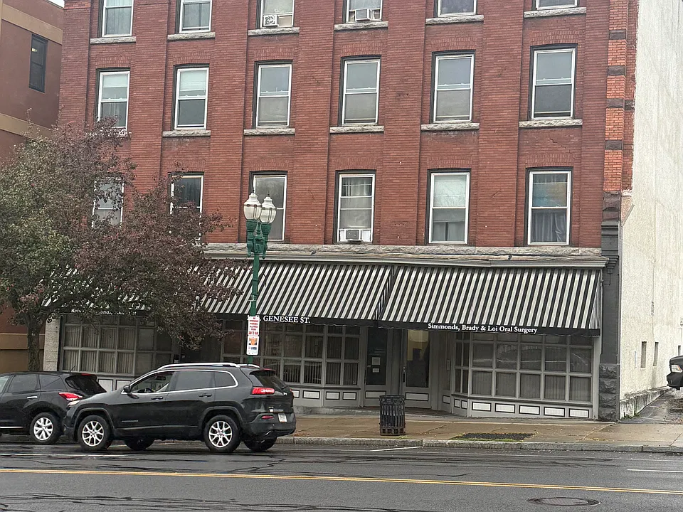 19 E Genesee St #5