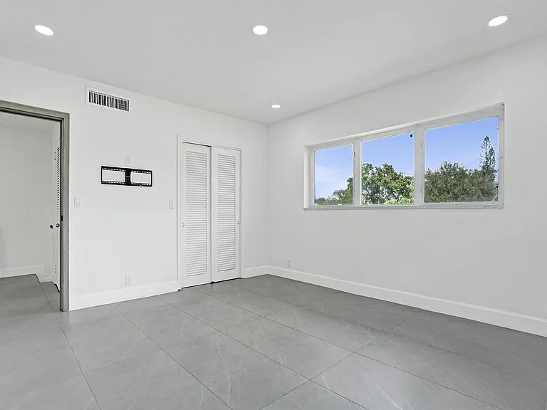 6700 E Tropical Way — Photo 55