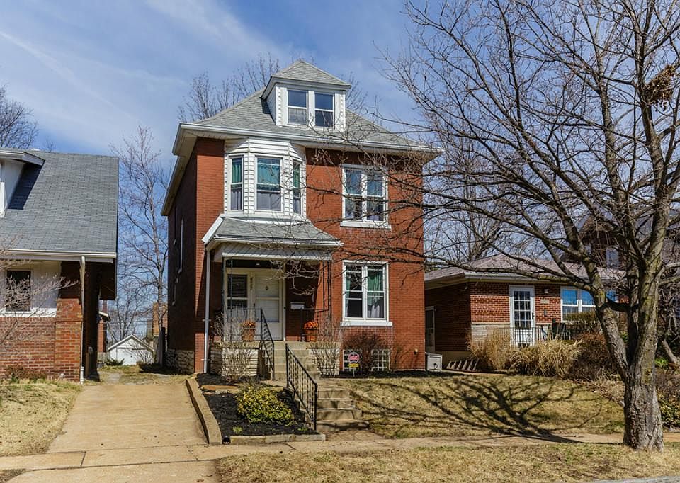 2nd image of 6027 Magnolia Ave