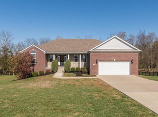 105 Farmview Way, Georgetown, KY 40324