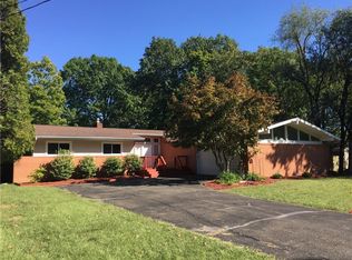 2709 4th St, Charleston, IL 61920