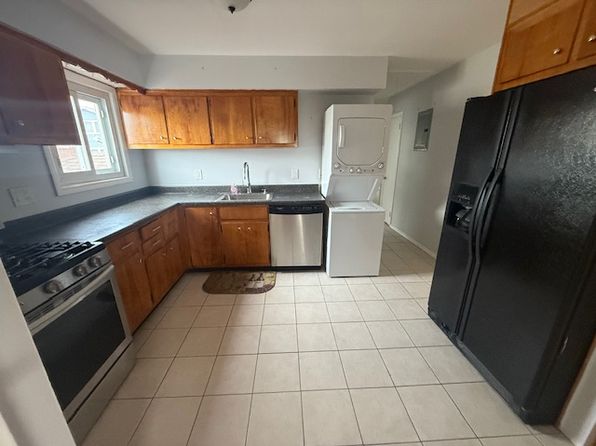 32 Hastings Rd FLOOR 2