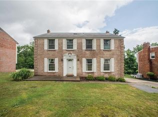 306 Picture Dr, Pittsburgh, PA 15236