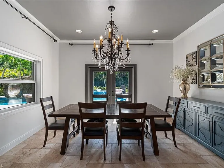 5420 Boxwood Way — Photo 10