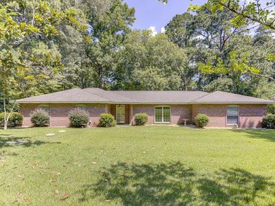911 Newitt Vick Dr, Vicksburg, MS, 39183