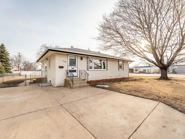 5268 Capitol St NE, Fridley, MN 55421