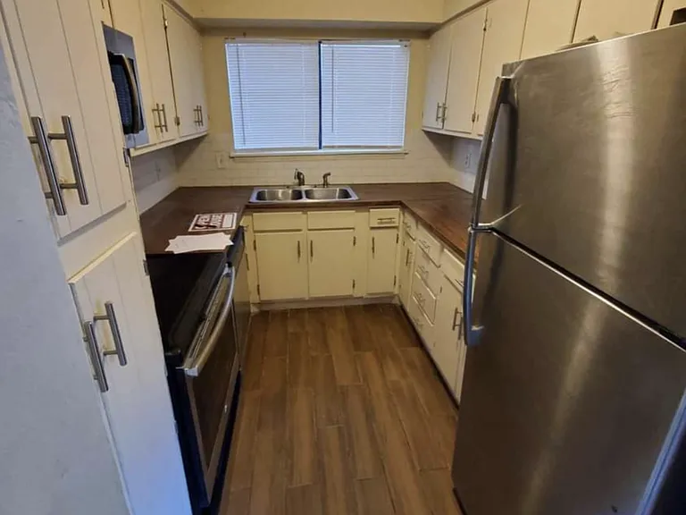 8576 Creekwood Way — Photo 14