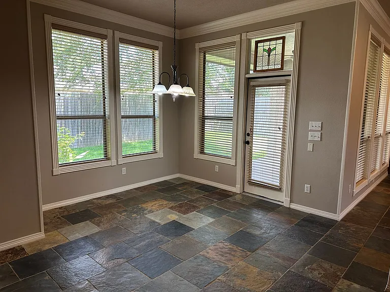 4413 Hearst Ct — Photo 8