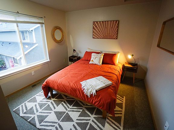 5th image of 3000 Orleans St #102