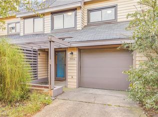 2306 Kingbird Ln, Virginia Beach, VA 23455
