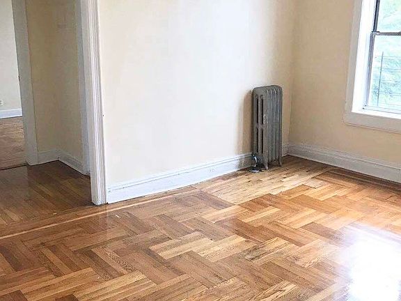 3rd image of 2500 Webb Ave #3E