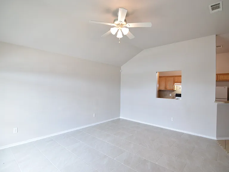 4001 Eula Bea Ct, Killeen — Photo 6