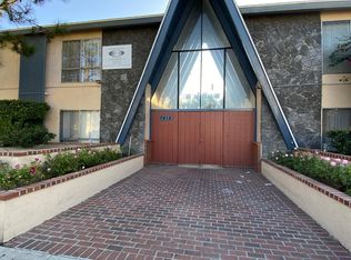 7416 Woodman Ave #6, Van Nuys, CA 91405
