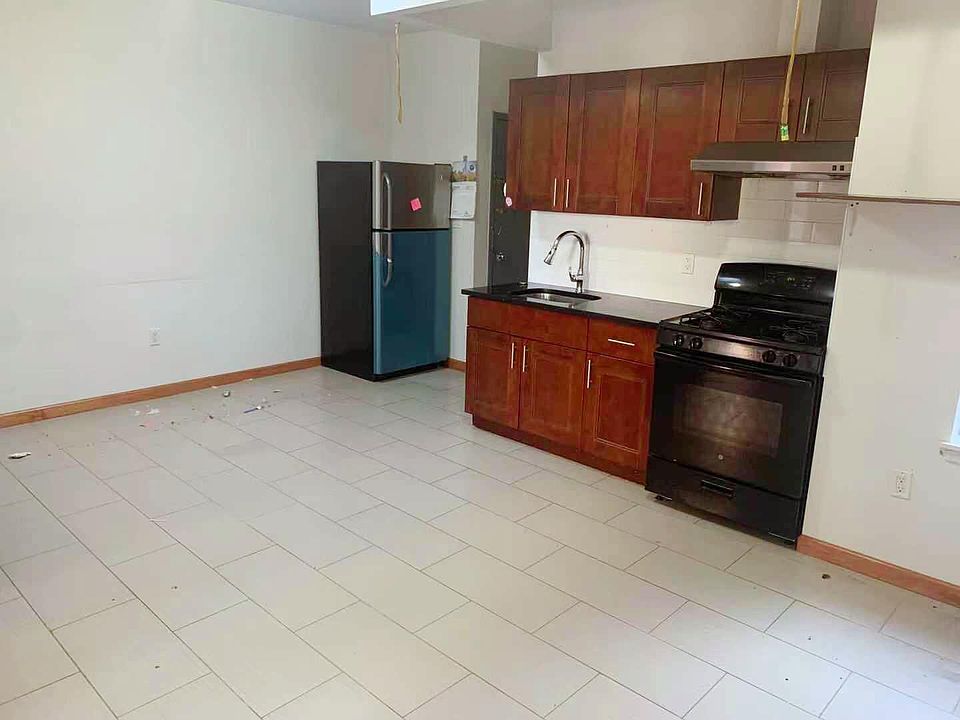 1st image of 2711 Avenue U #2R