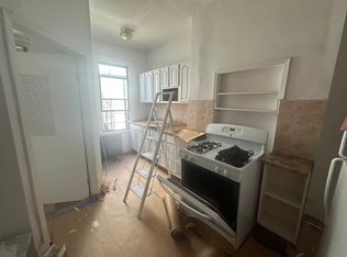300 Leonard St FLOOR 2, Brooklyn, NY 11211